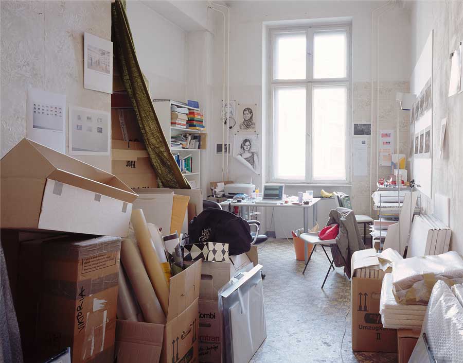 Difficult Times - o.T. (Studio), 2005, 40 x 50 cm