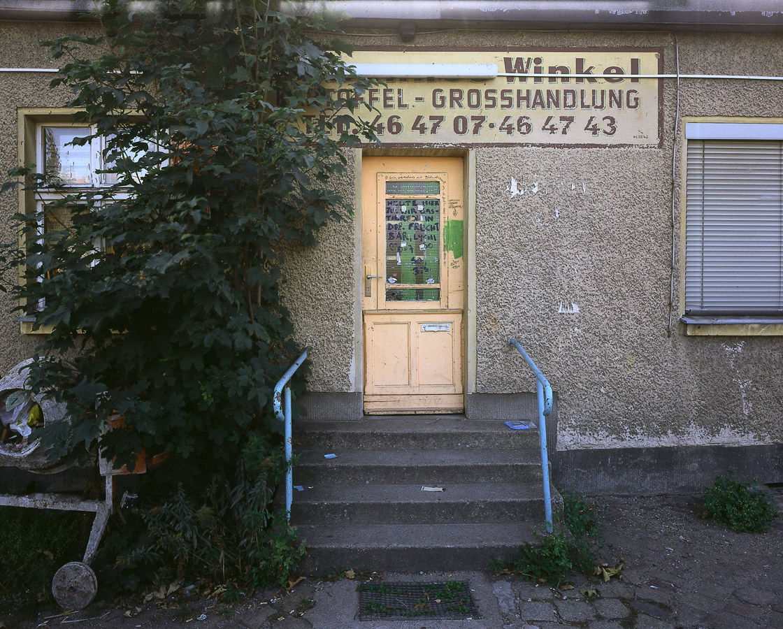 Temporary Spaces - St. Kildas Tripsdrill Au&szlig;en, 1997